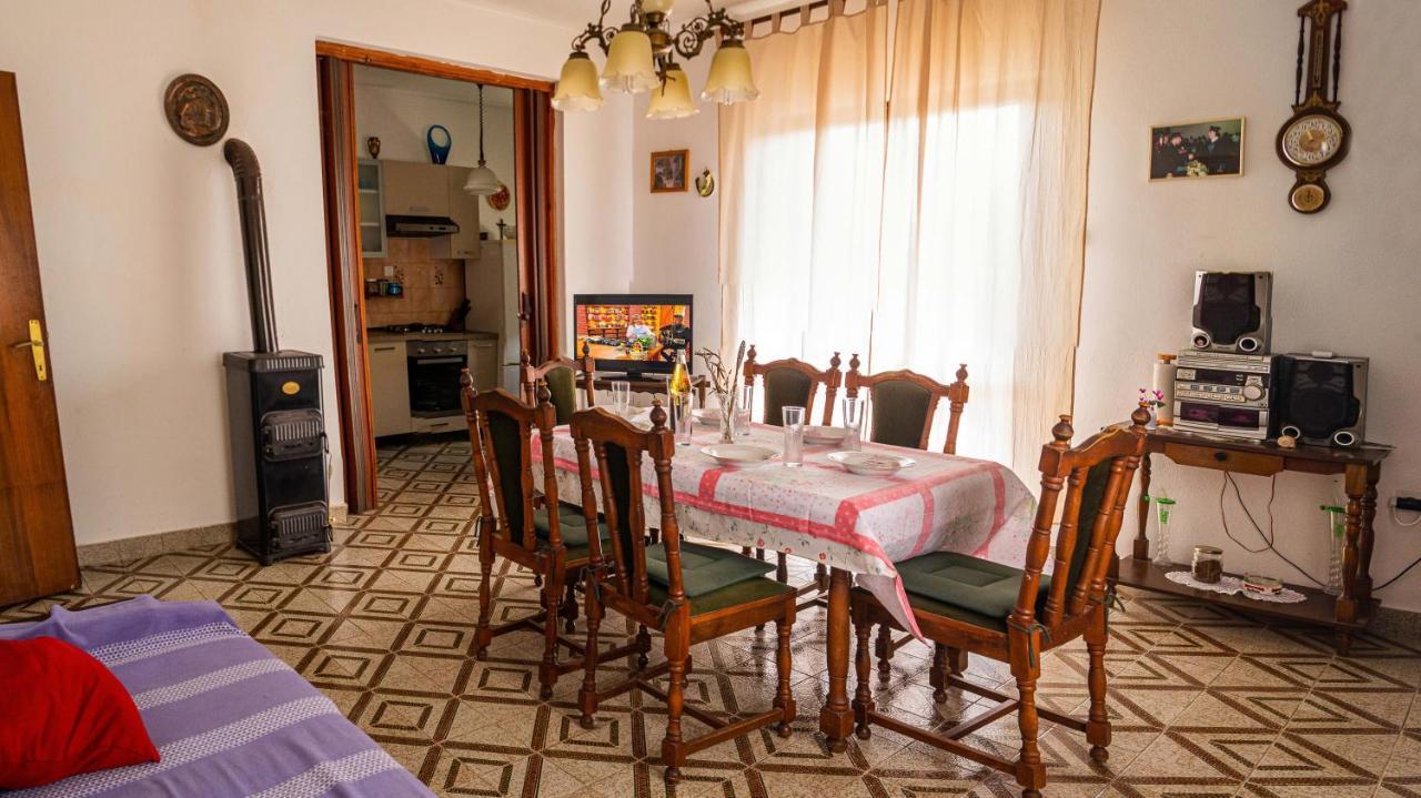 Vecchia Oliva,Kuljica Villa Kukljica Luaran gambar